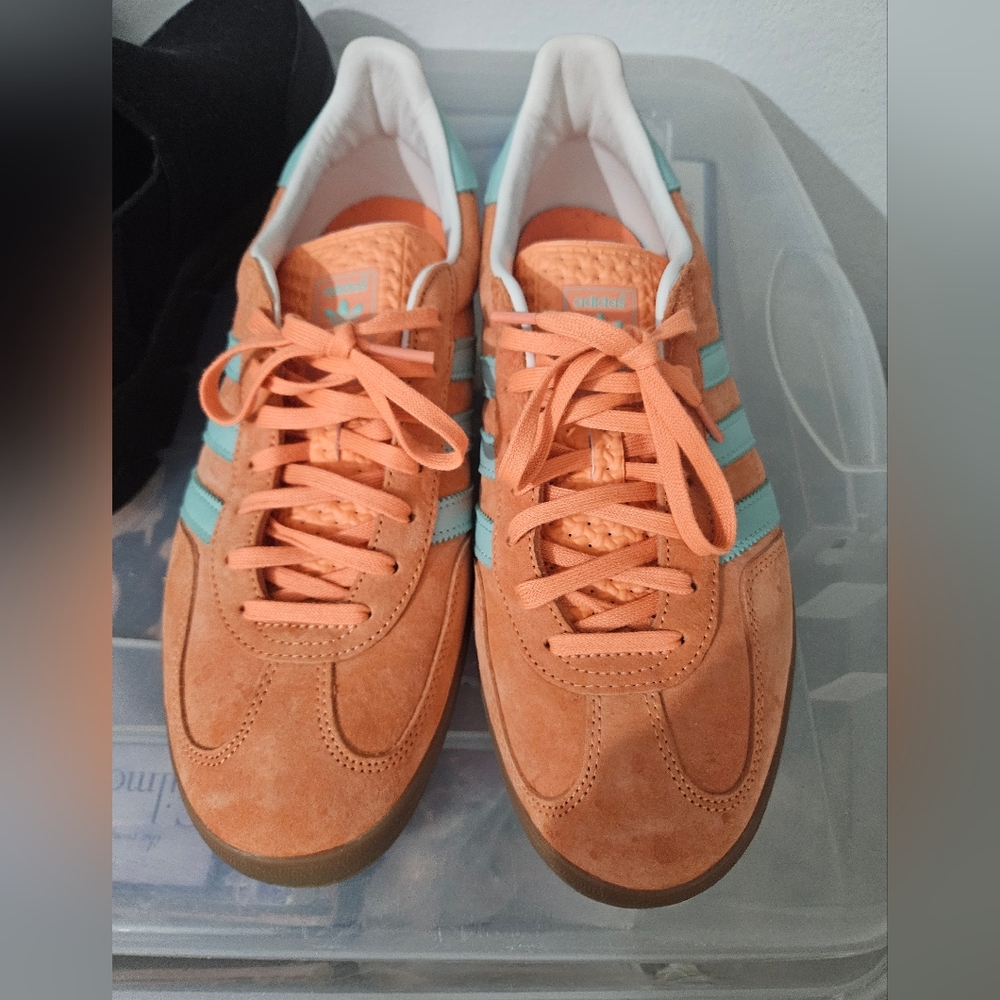 Adidas Gazelle - Orange/Mint (Worn)